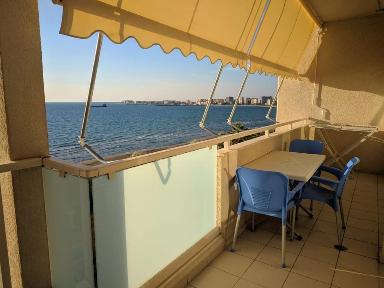 Lucky Lux Apartment Vlorë Exteriör bild